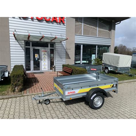 Prívesný vozík s nákladom