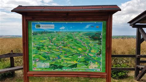 Informačná tabuľa pri hrade Vršatec