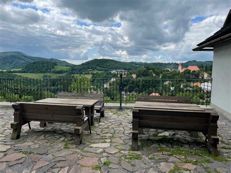 Nádherný výhľad na štiavnické tajchy v jeseni