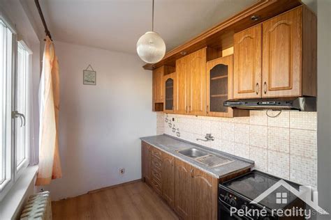 Ilustračná fotografia interiéru 3-izbového bytu s balkónom