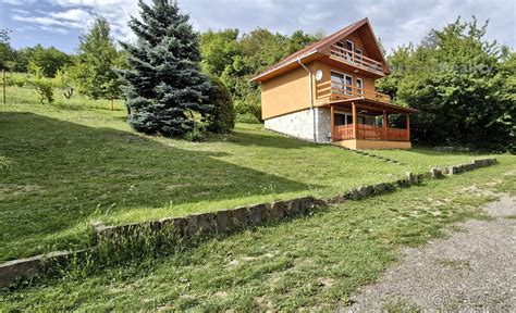 Vila domy postavené pri Zemplínskej šírave