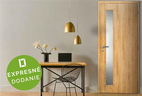 Ukážka rôznych typov moderných interiérových dverí a zárubní