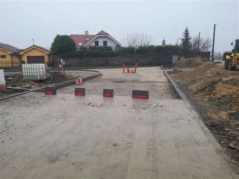 Ilustračná fotografia dobrej prístupovej cesty k pozemku