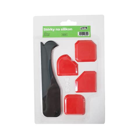 Vyhladzovanie stierky špeciálnym hladidlom