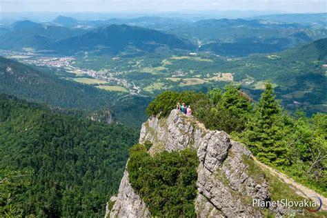 Vrchol Veľkého Kriváňa v Malej Fatre