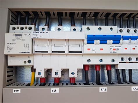 Detail uzemnenia elektromerového rozvádzača