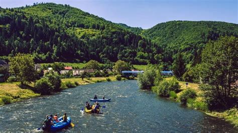 Splavovanie rieky Hron na kanoe
