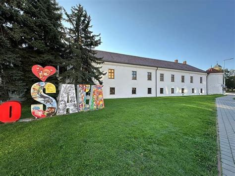 Mesto Šaľa s riekou Váh