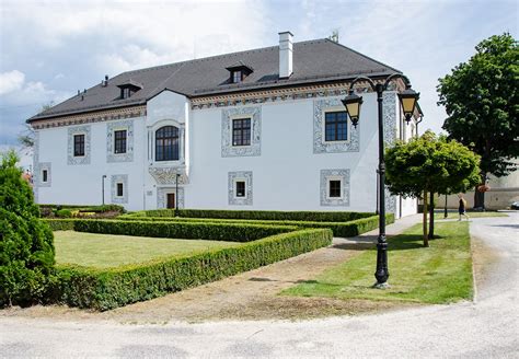 Sobášny palác v Bytči z exteriéru