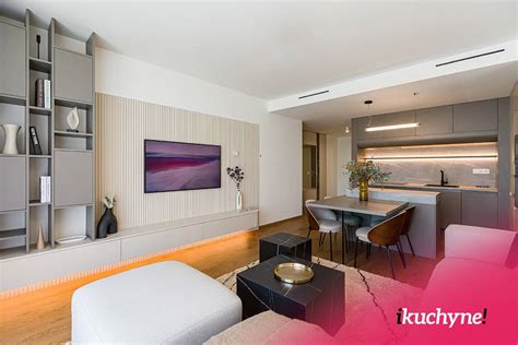 Ilustrácia moderného interiéru s podomietkovým termostatom