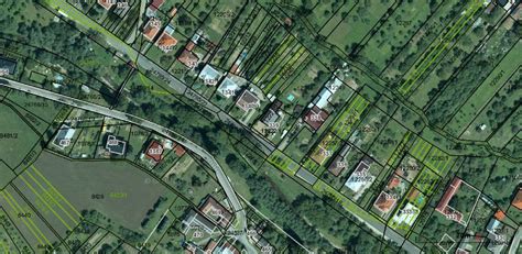 Mapa s vyznačenými parcelami a ich vlastníkmi
