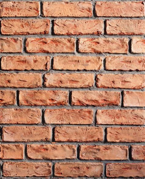 Detail tehlového obkladu so starými tehlami