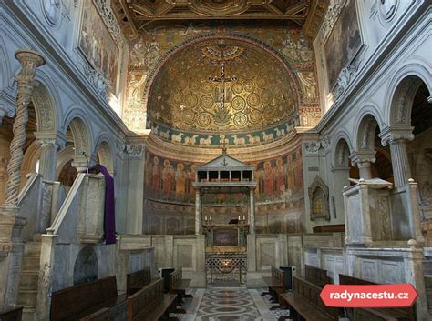 Interiér Baziliky Narodenia Pána