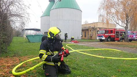 Ilustrácia varovnej značky upozorňujúcej na únik plynu