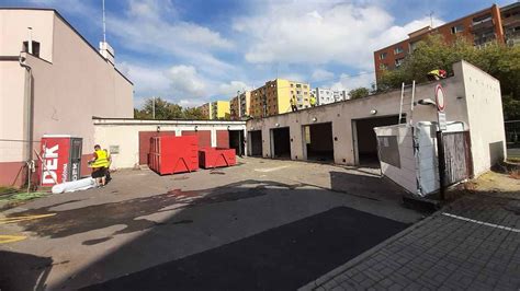 Objekt garáže v krajine