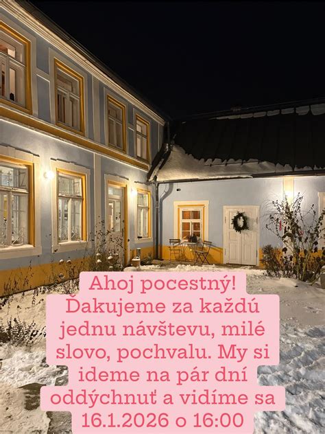 Vonkajší pohľad na Hostinec u Klačkov po rekonštrukcii, s tradičnými prvkami