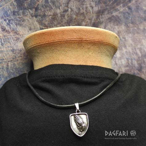 symbol slovenského erbu s vojakom